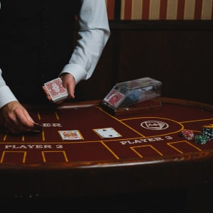 Cómo depositar y retirar con tarjetas de crédito en los casinos en línea